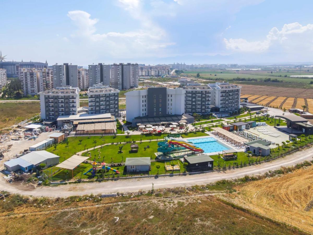 Royal Towers Lara Hotel Kemeragzi Екстер'єр фото